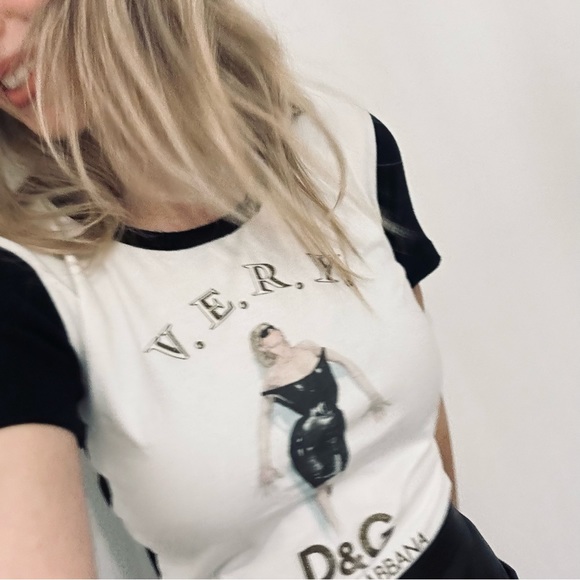 Authentic Vintage D&G Dolce & Gabbana Graphic Very T-shirt Size XS - Picture 6 of 15